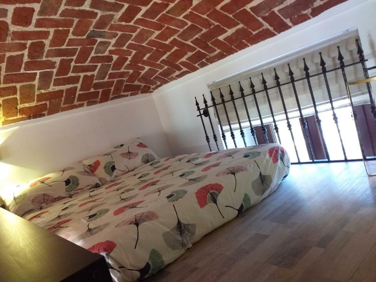 900 Meters From Metro&Station Ceva Studio Turin Luaran gambar